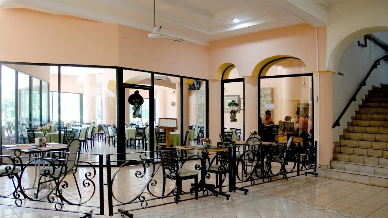 Hotel Costa Brava Manzanillo Εξωτερικό φωτογραφία